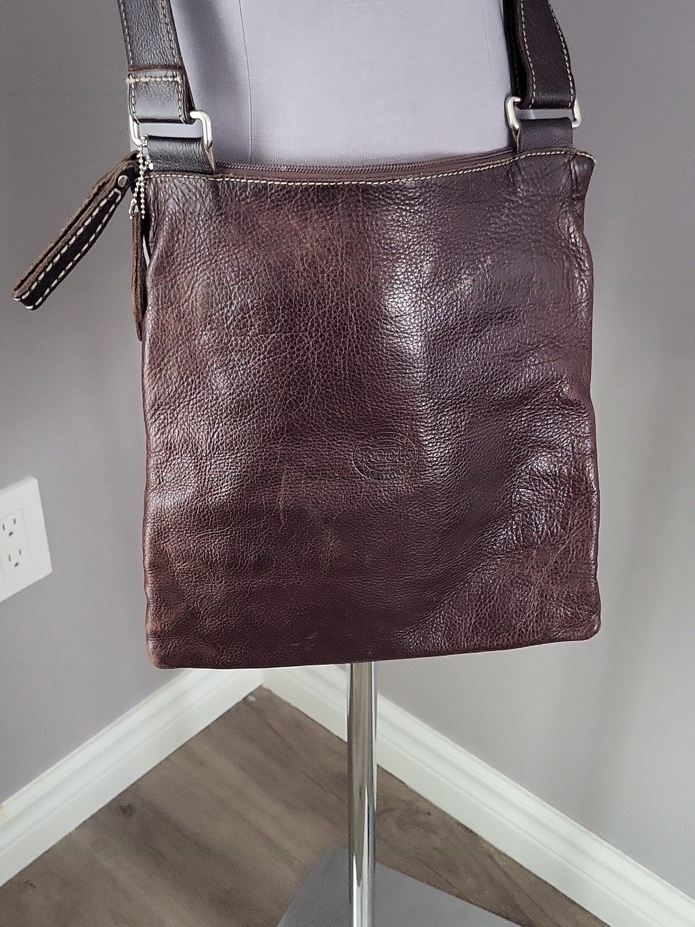Vintage 90s/00s Roots "Venetian Village" Crossbody Bag - Made in Canada - Picture 3 of 12